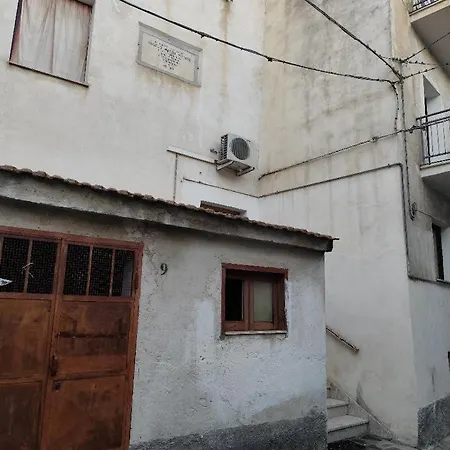 Semesterbostad Ilaria House Roggiano Gravina